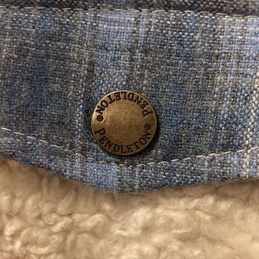 Pendleton Sherpa Jacket - image 2